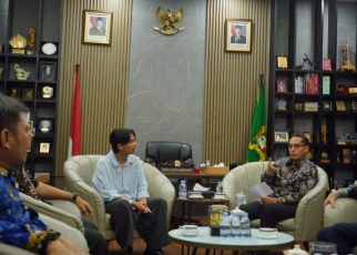 Wali Kota Medan, Rico Tri Putra Bayu Waas, terima audiensi Panitia Revora 2026
